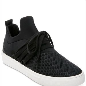 Steve madden sneakers